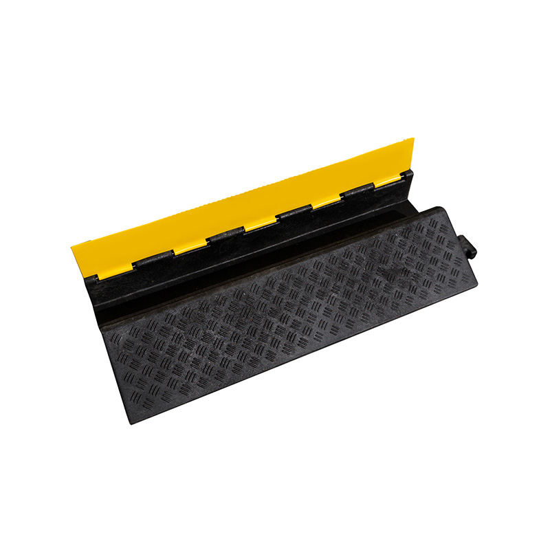 XP-L1CP1701 Rubber+Plastic Cable Protector