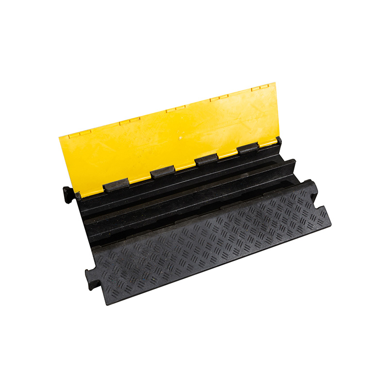 XP-L2CP1701 Rubber+Plastic Cable Protector